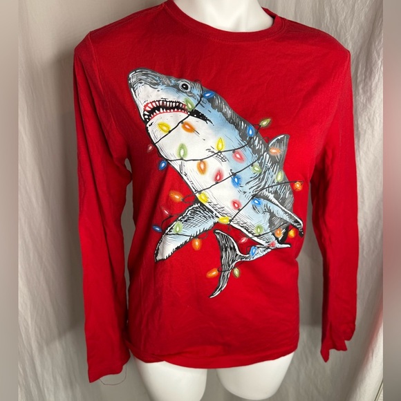 Red Shark Wrapped in Christmas Lights Long Sleeve Graphic Tee Size XXL - Picture 2 of 4